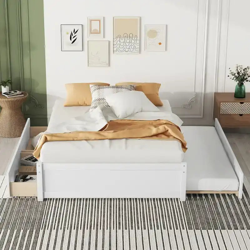 Bett in Full-Size mit zwei Schubladen