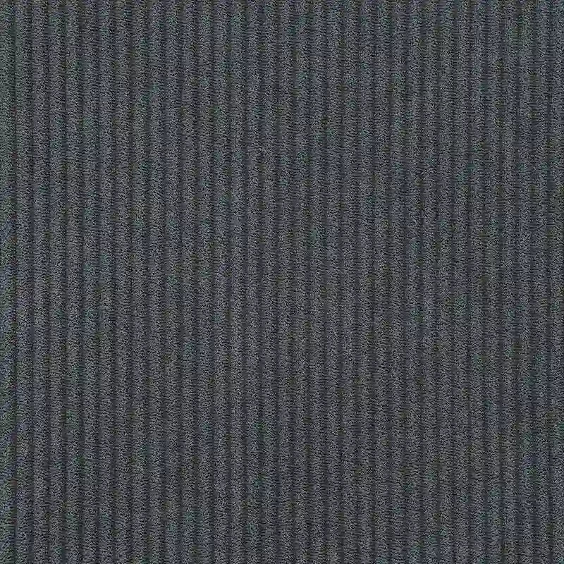 Sofa mit Längsstreifen